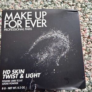 Makeup Forever HD Skin Twist & Light Loose Powder